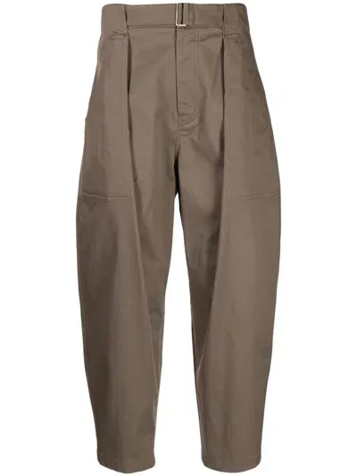 Songzio Carrot Tapered-leg Trousers In Brown