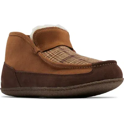 Sorel Manawan Ii Faux Fur Lined Slipper In Elk/tobacco