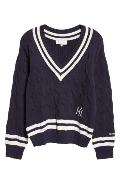 Sporty And Rich Sporty & Rich Yankees Serif V-neck Cable Knit Sweater In Navy