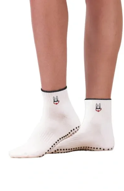 Stems Charming Puppy Grip Quarter Socks In White