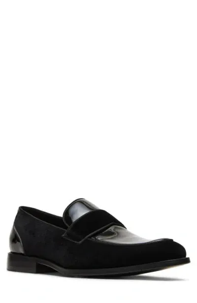 Steve Madden Eathon Loafer In Black/black