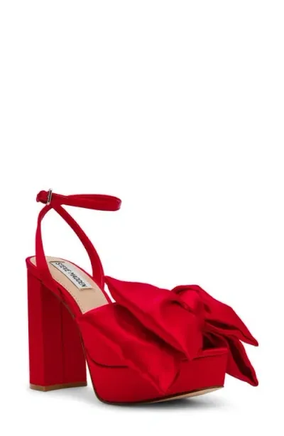 Steve Madden Lively Platform Sandal In Red Satin