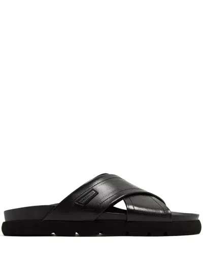 Stuart Weitzman Flex Crisscross Slides In Black