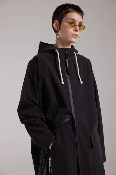 Stutterheim Sandviken Long Zip Matte Raincoat In Black