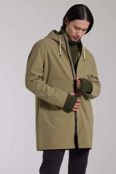 Stutterheim Stockholm Lightweight Zip Matte Raincoat In Aloe