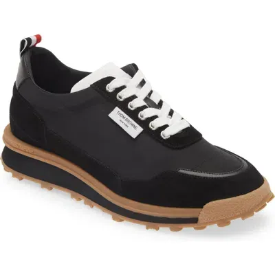 Thom Browne Alumni Sneaker In Black