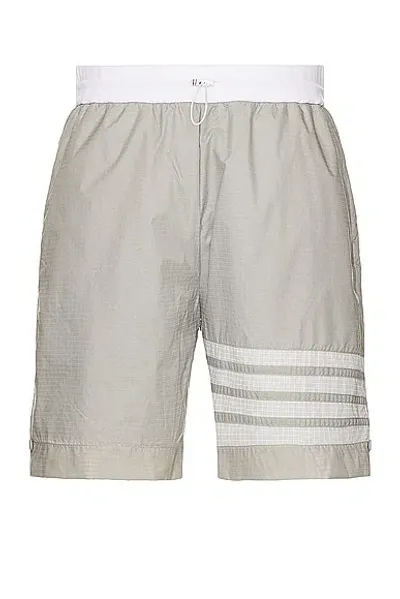 Thom Browne Nylon Ripstop Shorts In Light Grey