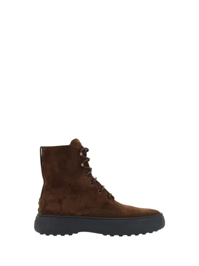 Tod's Ankle Boots In Brown