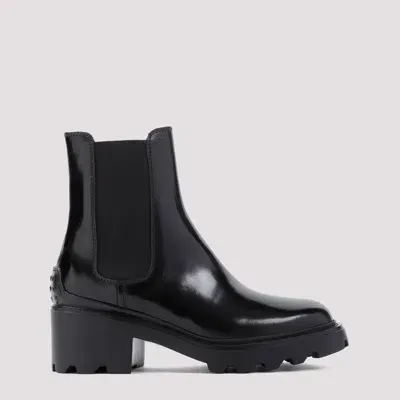 Tod's Leather Boots In Black