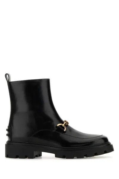 Tod's Boots In B999