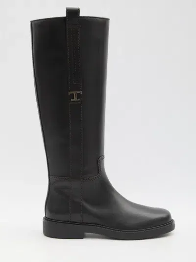 Tod's Leather Boots In Black