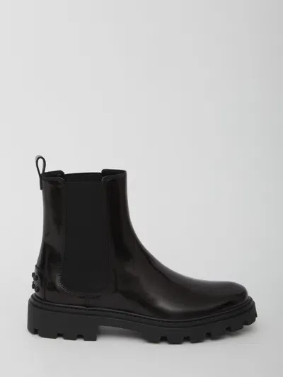 Tod's Leather Chelsea Boots In Black