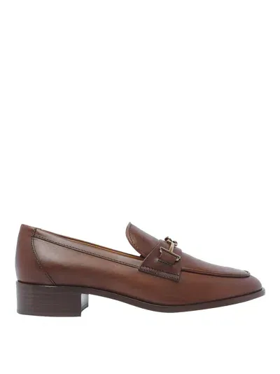 Tod's Leather Loafers In Marrón