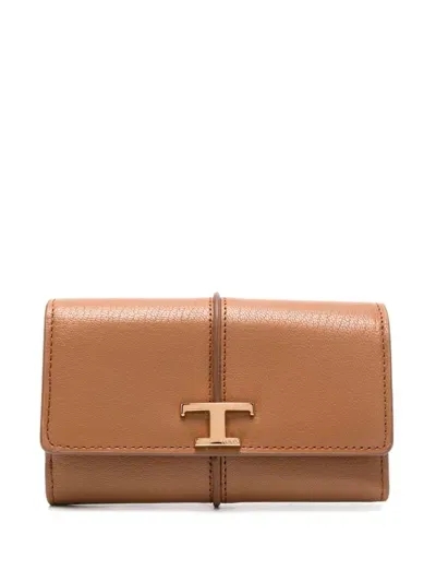 Tod's T Timeless Wallet In Brown