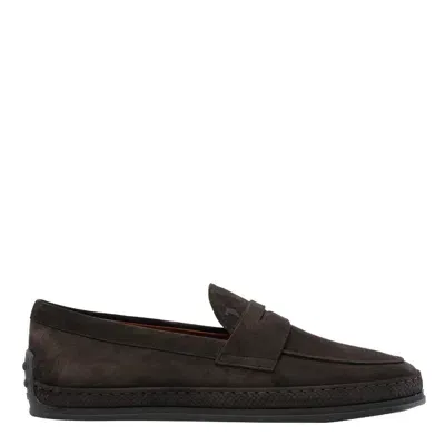 Tod's Suede Loafers In Marrón