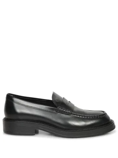 Tod's Shoes In Black