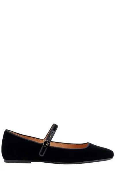 Tod's Ballerinas In Black