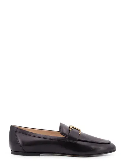 Tod's Leather Loafer With T Timeless Maxi Customized Metal Detail And Leather Sole In Schwarz