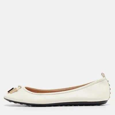 Pre-owned Tod's White Leather Stud Ballet Flats Size 37