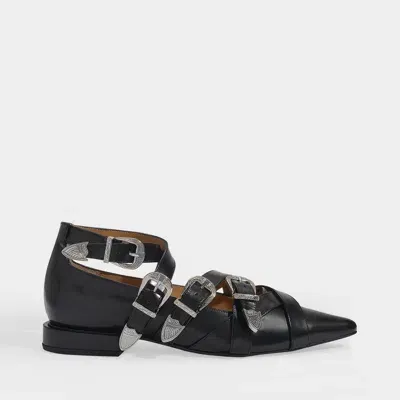 Toga Pulla Aj926 Flat Shoes In Black