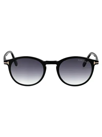 Tom Ford Eyewear Andrea Round Frame Sunglasses In Black