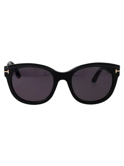 Tom Ford Sunglasses In 01a Nero Lucido / Fumo