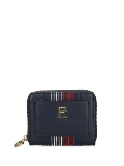 Tommy Hilfiger Medium Corporate Wallet In Blue