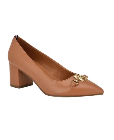 Tommy Hilfiger Women's Nanya Block Heel Classic Pumps In Medium Natural