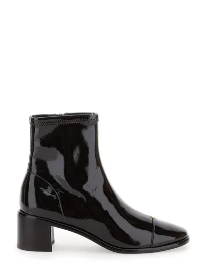 Tory Burch Pointed Toe Ankle Boots In Black