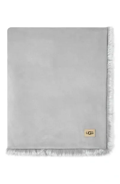 Ugg(r) Wyatt Reversible Throw Blanket In Seal