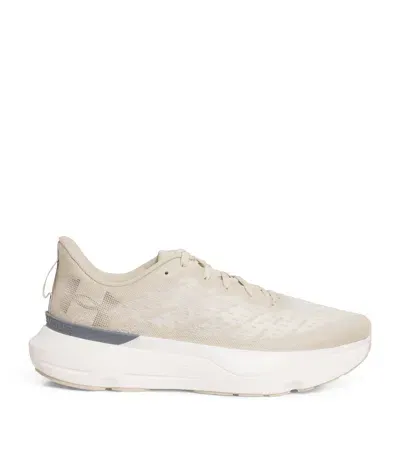 Under Armour Infinite Pro Breeze Running Trainers In Beige