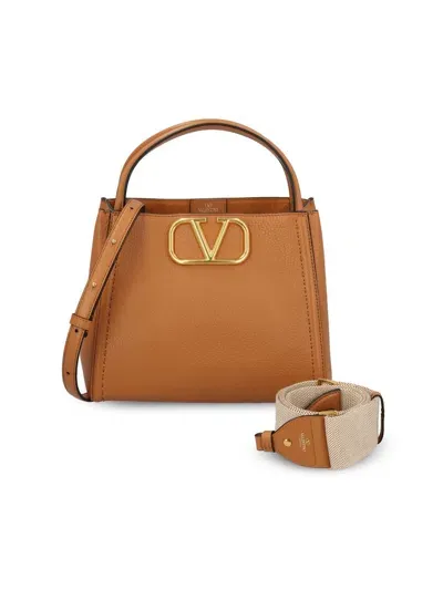 Valentino Garavani Valentino Alltime Logo Plaque Tote Bag In Brown