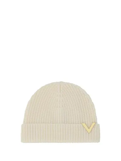 Valentino Garavani Beanie | Knitted | Wool / V Gold In Avorio