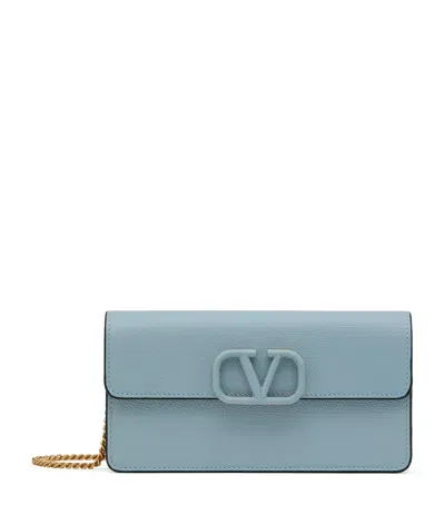 Valentino Garavani Calf Leather Vlogo Chain Wallet In Blue