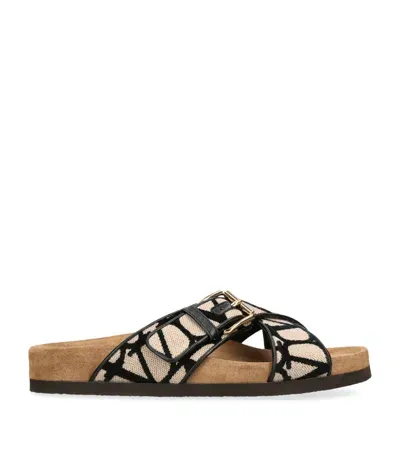 Valentino Garavani Fussbett Logo Sandals In Beige