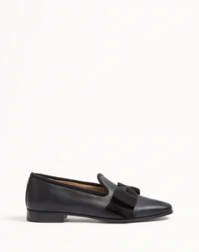 Valentino Garavani Bowow Leather Loafer In Black