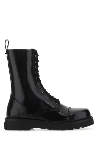 Valentino Garavani Leather Combat Boots In Black