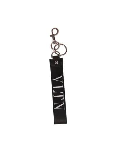 Valentino Garavani Garavani Rockstud Vltn Keyring In Black