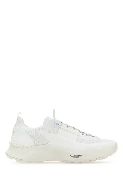 Valentino Garavani Sneakers In Whitewhitewhite