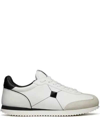 Valentino Garavani Stud Around Leather Sneakers In Black