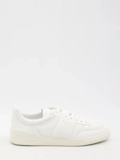 Valentino Garavani Low Top Upvillage Sneakers In White