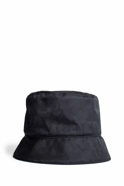 Valentino Garavani Man Black Hats