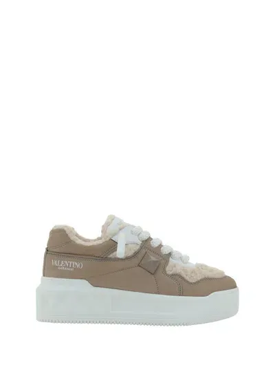 Valentino Garavani One Stud Xl Sneakers In Rose Taupe/naturale/bianco/gris Claire