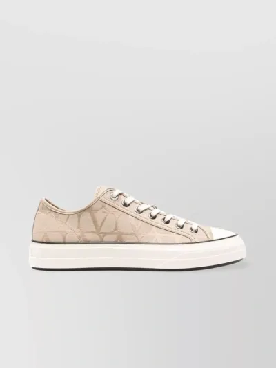 Valentino Garavani Sneakers With Logo In Beige