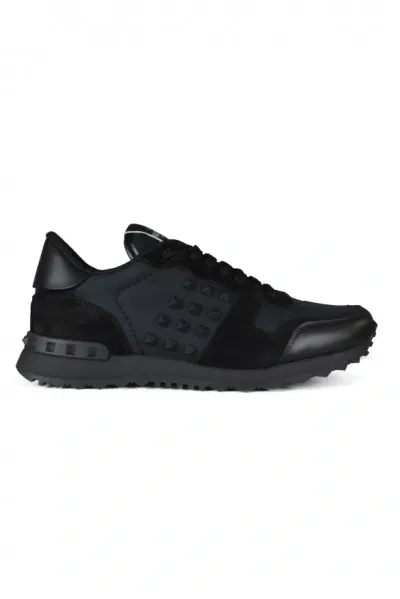 Valentino Garavani Rockrunner Sneakers In Black