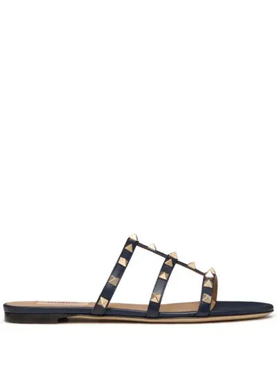 Valentino Garavani Rockstud Flat Sandals In Black