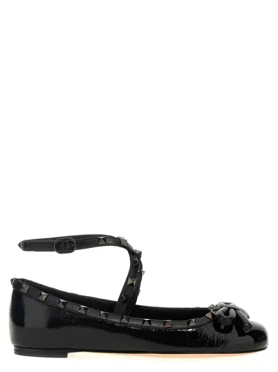 Valentino Garavani Rockstud Flat Shoes In Black