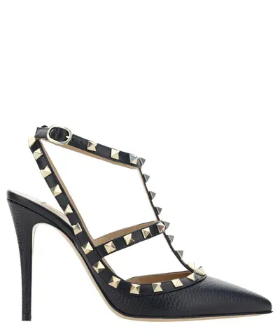 Valentino Garavani Rockstud Pumps In Black