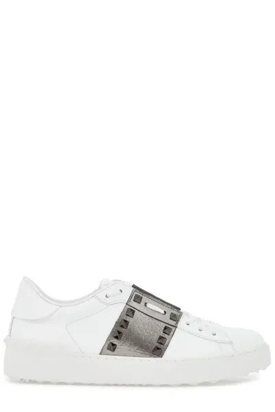 Valentino Garavani Valentino Rockstud Untiled Sneaker In White