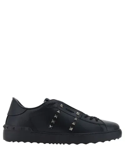 Valentino Garavani Rockstud Untitled Sneakers In Black